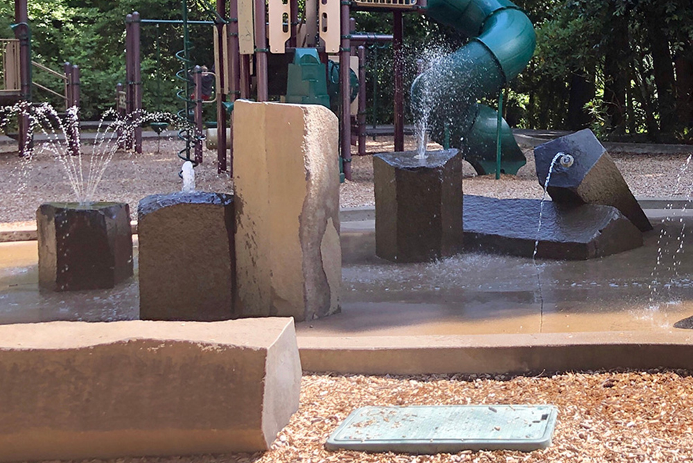 Pilgrim’s Invests in De Queen Splash Pad for Local Community